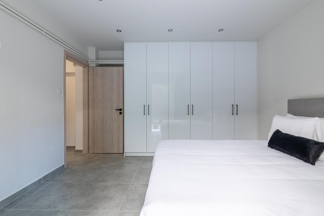 Greyt Apartments Glyfada Atenas Exterior foto