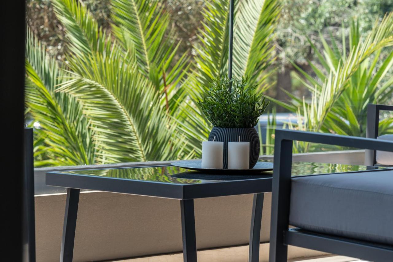 Greyt Apartments Glyfada Atenas Exterior foto