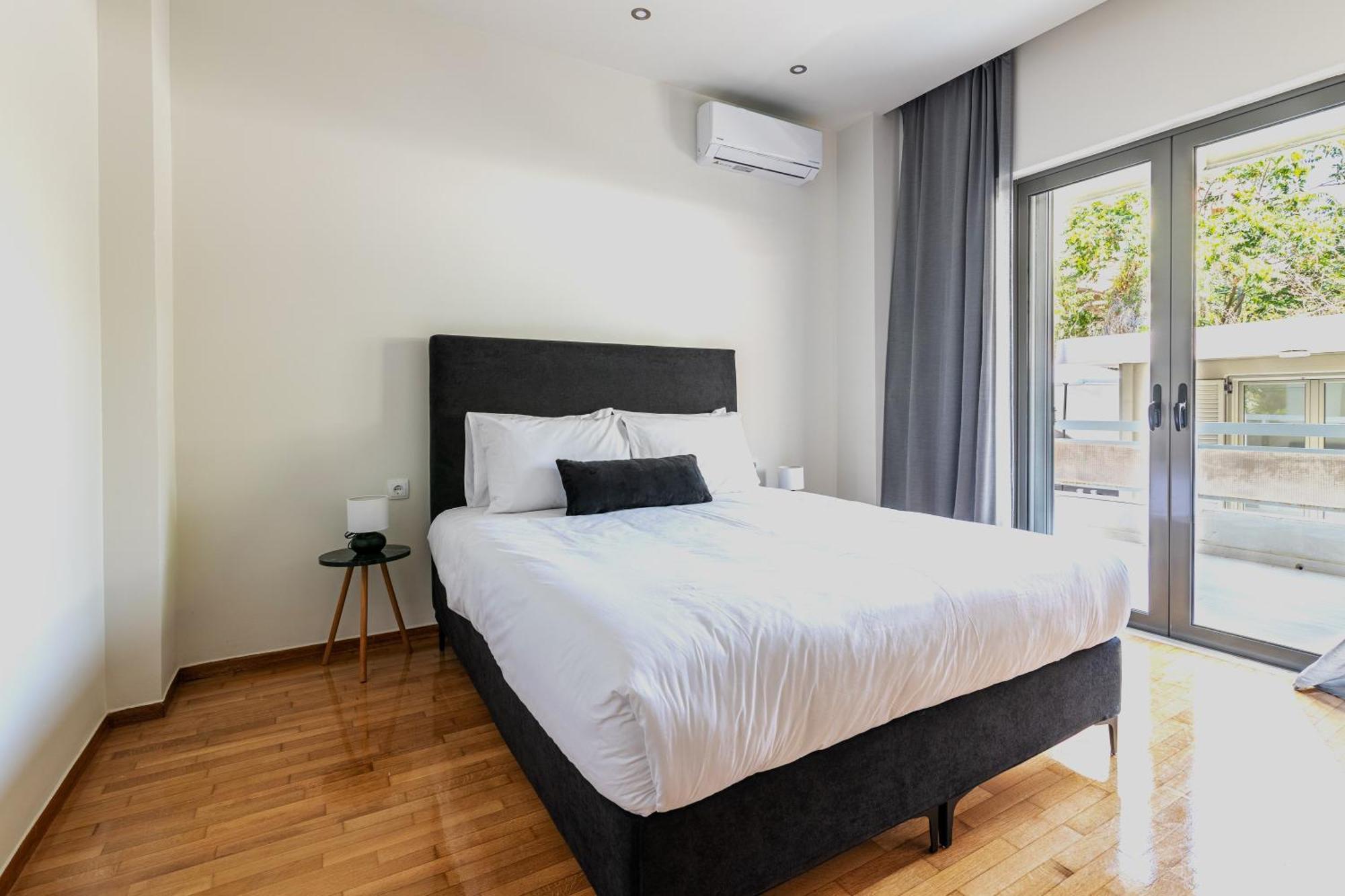 Greyt Apartments Glyfada Atenas Exterior foto