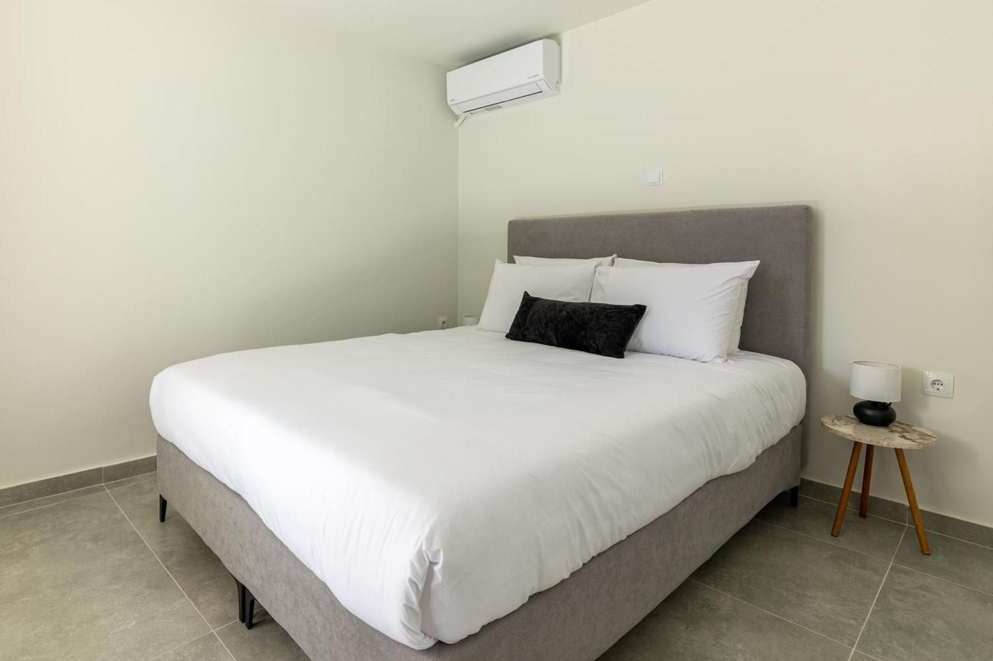 Greyt Apartments Glyfada Atenas Exterior foto