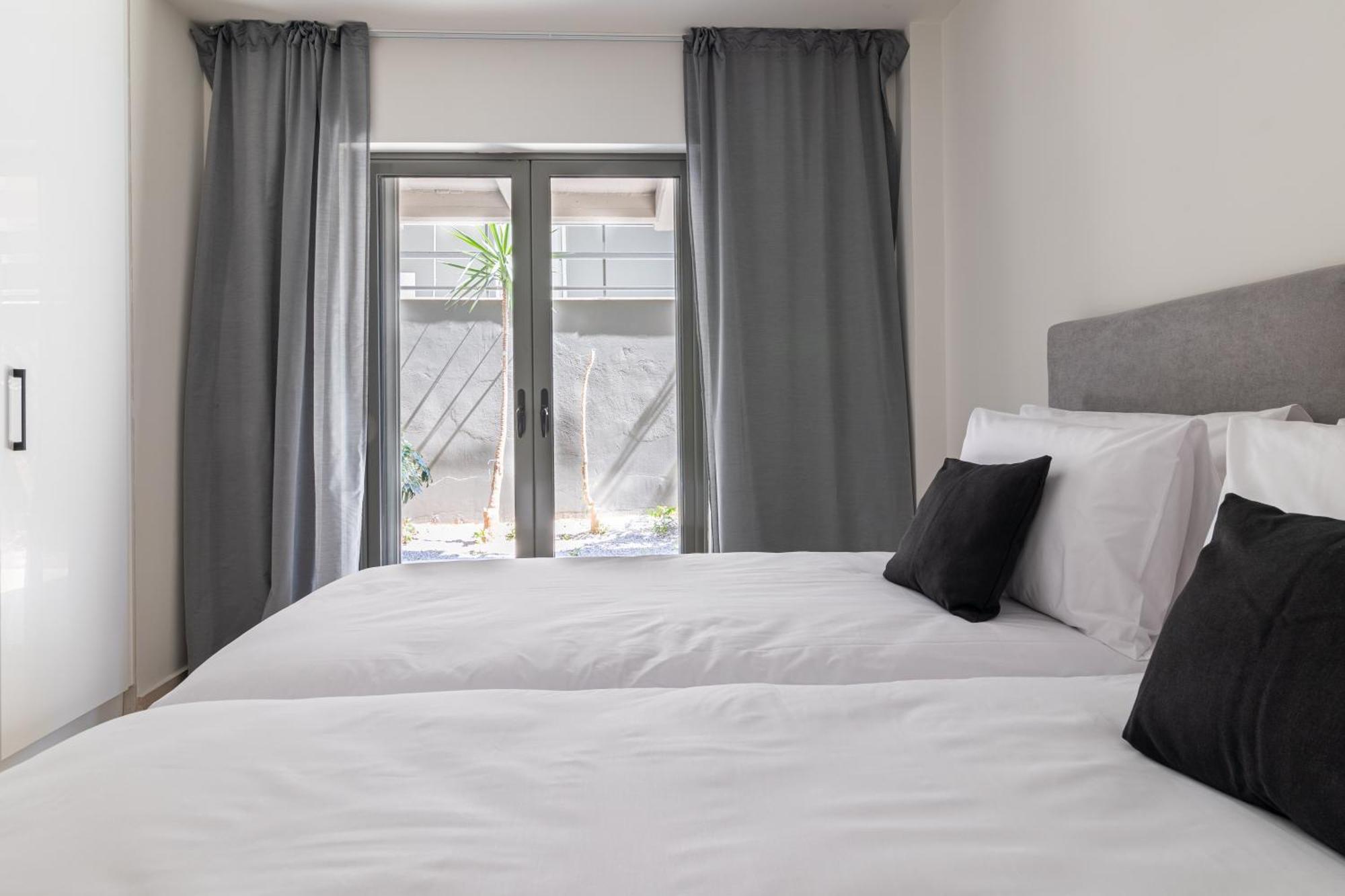 Greyt Apartments Glyfada Atenas Exterior foto