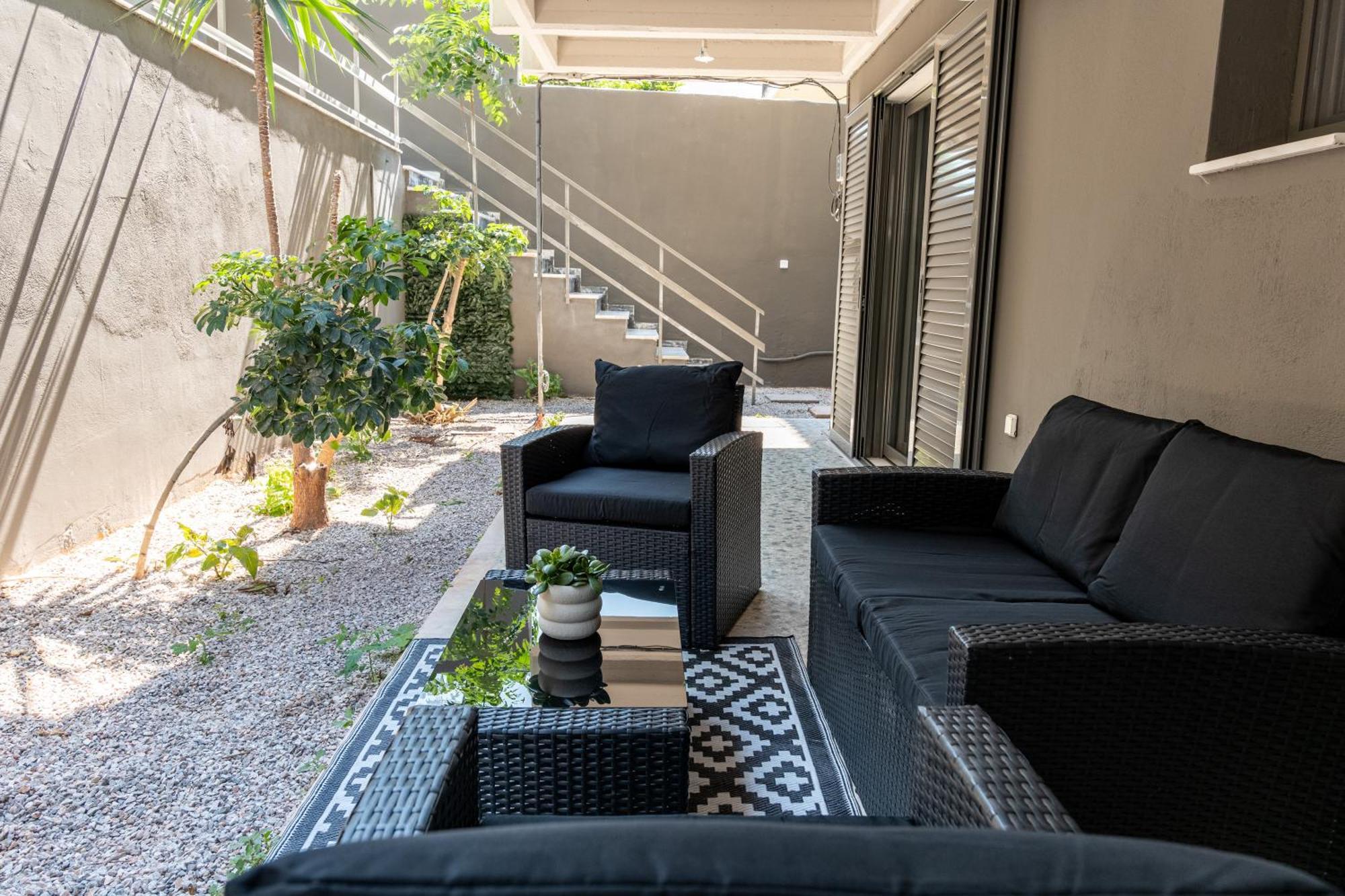 Greyt Apartments Glyfada Atenas Exterior foto