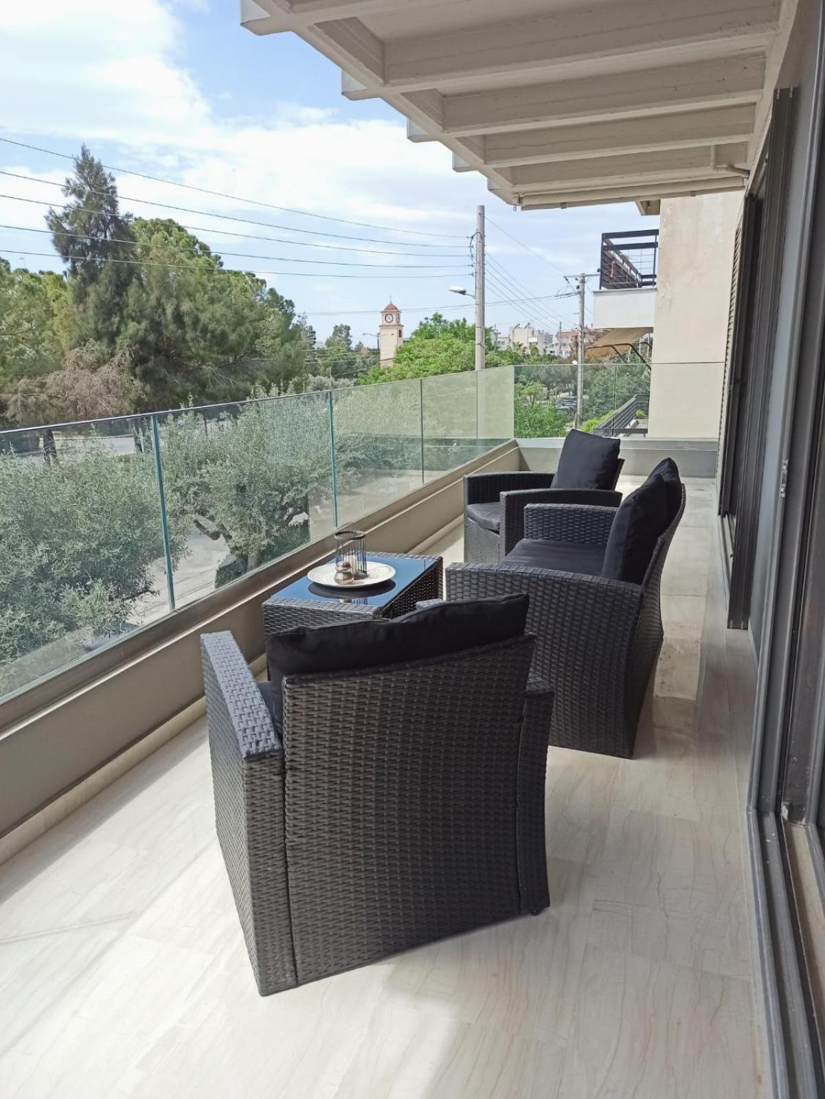Greyt Apartments Glyfada Atenas Exterior foto